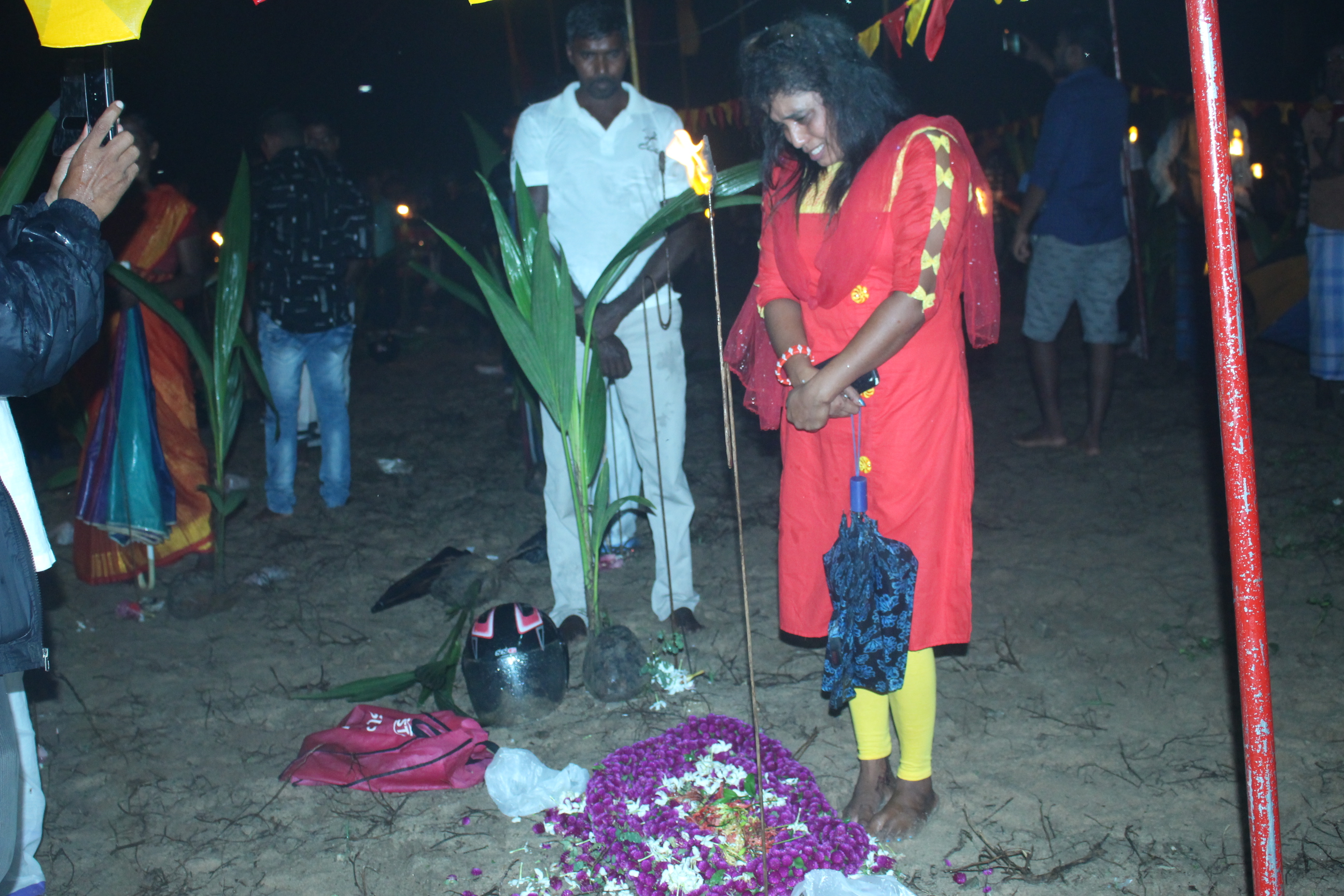 Batti Munmari 3 மாவடிமுன்மாரியில் கொட்டும் மழையிலும் மாவீரர் தின நிகழ்வுகள் சிறப்பாக நடைபெற்றன
