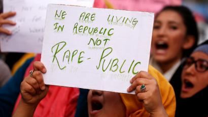 india rape gender violence பெண்களுக்கு மிக ஆபத்தான நாடுகளின் பட்டியலில் இந்தியாவுக்கு முதலிடம்; 10 வது இடத்தில் அமெரிக்கா