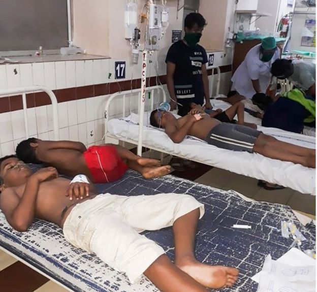 india gas2 இந்தியாவில் நச்சு வாயு கசிவு, 13 பேர் பலி, நூற்றுக் கணக்கானோர் பாதிப்பு