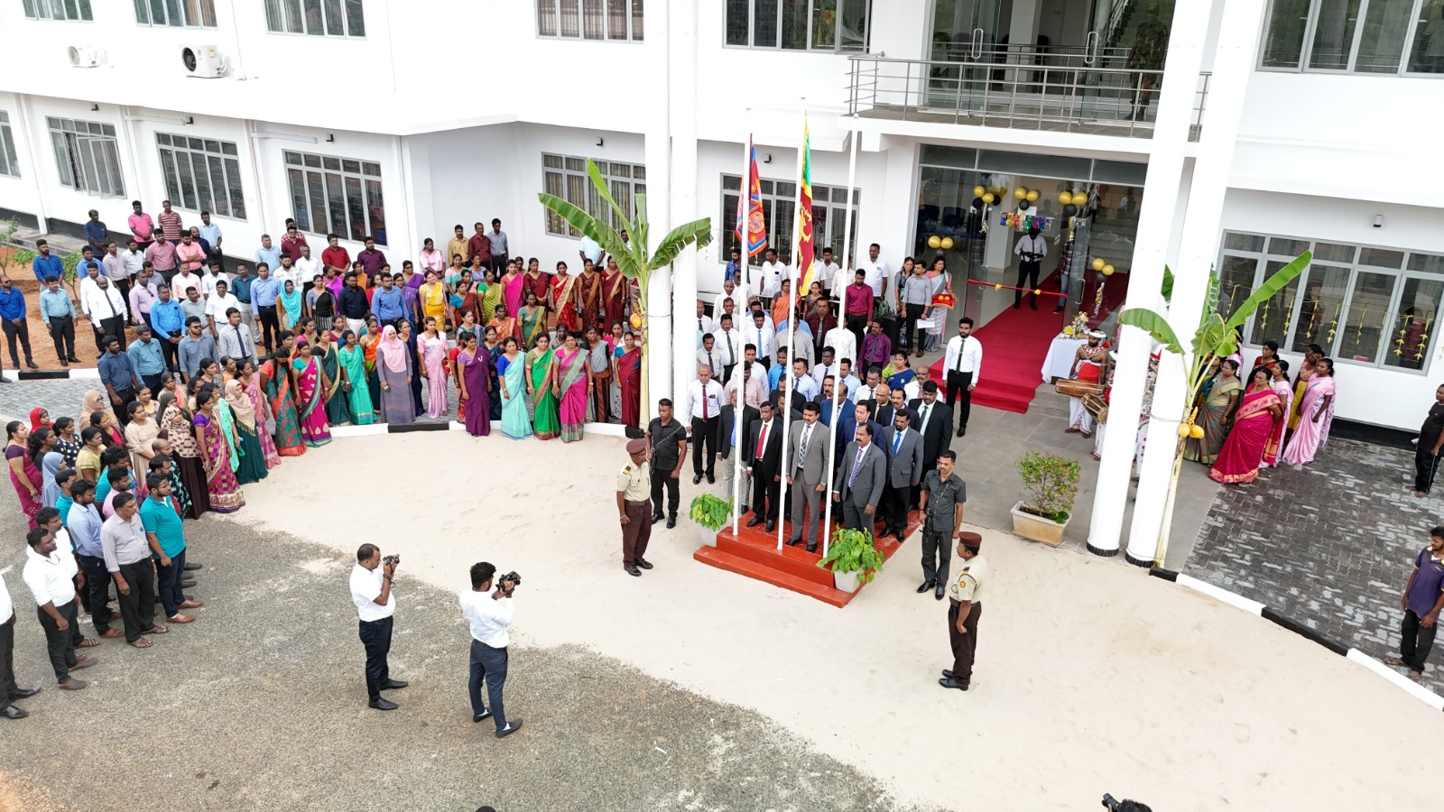 கிழக்கு மாகாண அரச உத்தியோகத்தர்களுக்கான புதிய கட்டடம்; ஆளுநர் செந்தில் தொண்டமானால் திறந்து வைப்பு 2 https://www.ilakku.org/wp-content/uploads/2021/08/cropped-Google_Logo.png IMG 20240426 WA0035 கிழக்கு மாகாண அரச உத்தியோகத்தர்களுக்கான புதிய கட்டடம்; ஆளுநர் செந்தில் தொண்டமானால் திறந்து வைப்பு