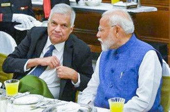 இந்தியப் பிரதமா் மோடி ஓகஸ்ட்டில் இலங்கை வருகிறாா் - ஜனாதிபதி ரணிலின் அழைப்பை ஏற்றாா் 1 https://www.ilakku.org/wp-content/uploads/2021/08/cropped-Google_Logo.png 6 3 இந்தியப் பிரதமா் மோடி ஓகஸ்ட்டில் இலங்கை வருகிறாா் - ஜனாதிபதி ரணிலின் அழைப்பை ஏற்றாா்