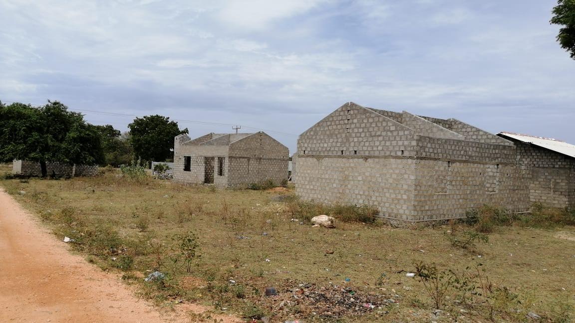 நல்லாட்சி அரசாங்கத்தில் மேற்கொள்ளப்பட்ட வீட்டுத்திட்டத்தின் இடை நிறுத்தம் ஏன்? - ஹஸ்பர் ஏ ஹலீம் 4 https://www.ilakku.org/wp-content/uploads/2021/08/cropped-Google_Logo.png 1 4 நல்லாட்சி அரசாங்கத்தில் மேற்கொள்ளப்பட்ட வீட்டுத்திட்டத்தின் இடை நிறுத்தம் ஏன்? - ஹஸ்பர் ஏ ஹலீம்