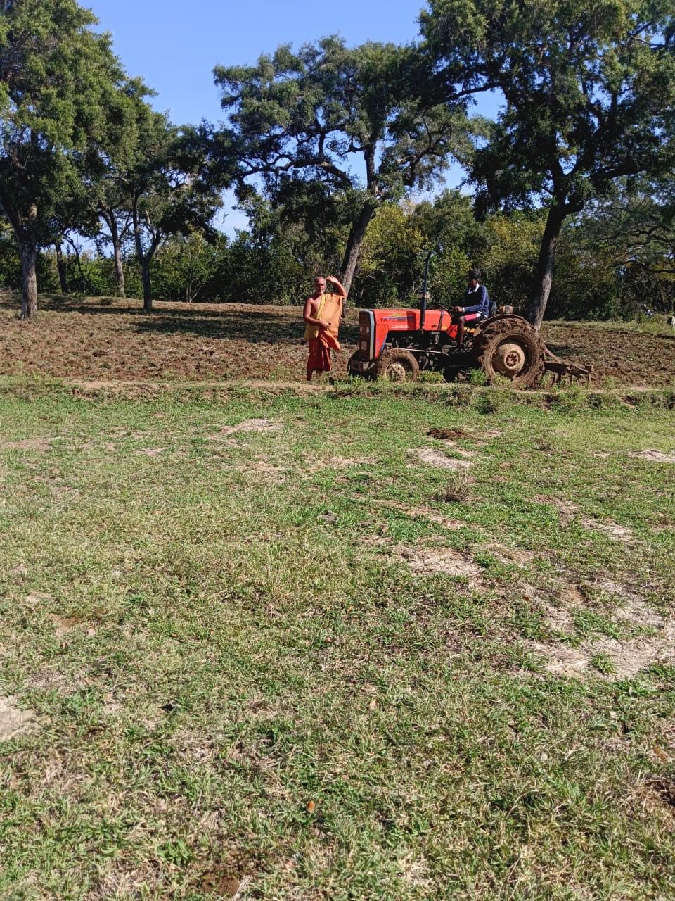 தமிழ் மக்களின் விவசாய காணிகளுக்குள் பௌத்த மதகுரு ஒருவர் அட்டகாசம் 2 https://www.ilakku.org/wp-content/uploads/2021/08/cropped-Google_Logo.png 1 1 தமிழ் மக்களின் விவசாய காணிகளுக்குள் பௌத்த மதகுரு ஒருவர் அட்டகாசம்