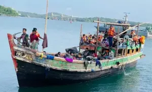 Rohingya ரோஹிங்கியா அகதிகளை மீண்டும் மியன்மாருக்கு நாடு கடத்த வேண்டாம்: முஜிபுர் ரஹ்மான் எம்.பி