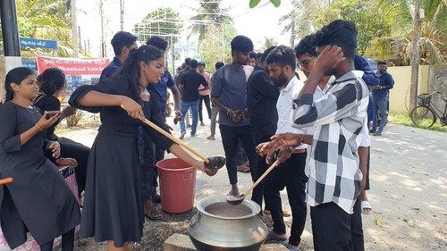 வடக்கு கிழக்கில் இன்றும் முள்ளிவாய்க்கால் கஞ்சி வழங்கப்பட்டது…