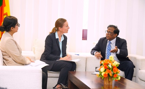 காணிகள் விவகாரம் – வடக்கு ஆளுநர் நோர்வே பிரதித் தூதுவரிடம் சுட்டிக்காட்டு