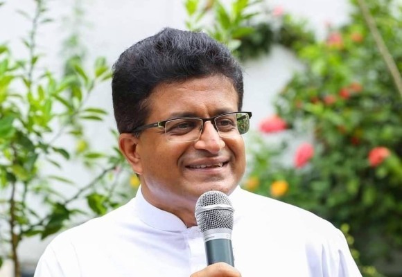 அரசாங்கத்துக்குள் ஏற்பட்டுள்ள பிளவை வெளிப்படுத்திய உதய கம்மன்பில!