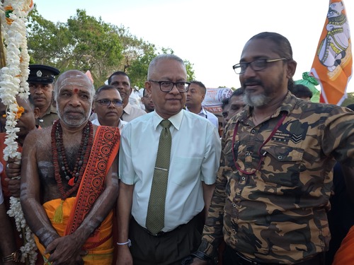 உகந்தையில் இருந்து கதிர்காம பாதயாத்திரை: காட்டுப்பாதை கிழக்கு மாகாண ஆளுநரால் திறந்து வைப்பு!