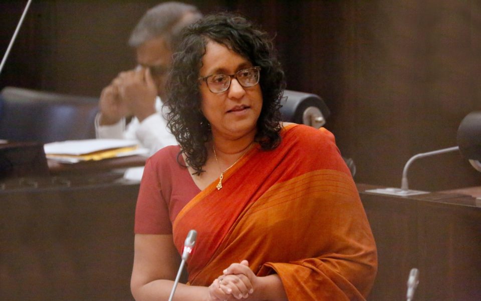 பிரதமரை பதவியிலிருந்து நீக்கும் பேச்சுக்கள் இடம்பெற்று வருவதாக உதய கம்மன்பில கருத்து