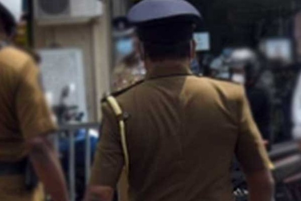 வவுனியா: ஓமந்தையில் தனியாரின் காணியை கையகப்படுத்த முயன்ற காவல்துறை நடவடிக்கை