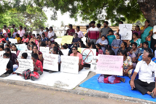காற்றாலைக்கு எதிரான மன்னர் மக்களின் போராட்டம் நீள்கிறது…