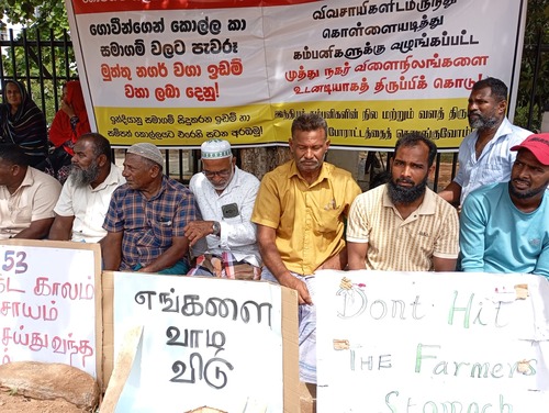 “எங்கள் நிலம் எங்களுக்கு வேண்டும்”: முத்து நகரில் தொடரும் போராட்டம்!