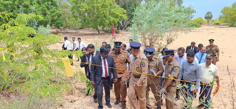 குருக்கள்மடம் மனிதப் புதைகுழி : நேரில் சென்று பார்வையிட்ட களுவாஞ்சிக்குடி நீதவான்!