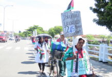 பாலஸ்தீனத்திற்கு ஆதரவு தெரிவித்து மட்டக்களப்பில் கவனயீர்ப்பு