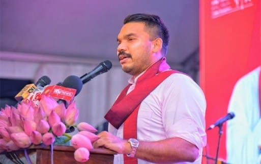 13 பற்றி பேசுவோர் மாகாணசபைத் தேர்தலை இழுத்தடிக்கின்றனர்: நாமல் இராஜபக்ச கருத்து