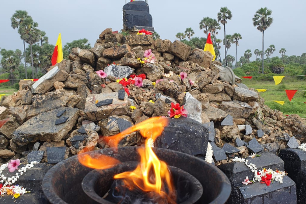 ஒரு மாவீரவிதை ஆகிலும் தாயகமாய் துளிர்க்கும் : அ. சுரேஷ்