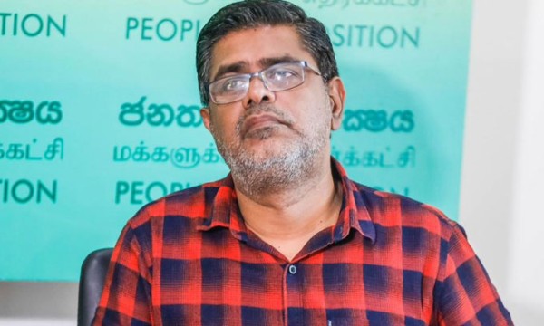 அரசாங்கம் தன்னிச்சையாக எடுக்கும் அனைத்து தீர்மானங்களையும் ஏற்றுக்கொள்ள முடியாது – முஜிபுர்