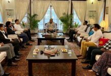 நாமல் தலைமையிலான குழு இந்தியா நோக்கி பயணம்!