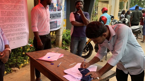 எந்தவொரு பயங்கரவாதத் தடைச்சட்டமும் எங்களுக்குத் தேவையில்லை – யாழ். பல்கலைச் சமூகம் போராட்டம்