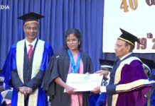 ஒரே நேரத்தில் அதிக தங்கப் பதக்கங்களைப் பெற்று யாழ் பல்கலைக்கழக மாணவி சாதனை!