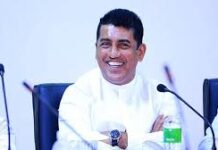 “பிரதமர், புலம் பெயர் தமிழர்களின் இடைத்தரகர்” என்று பொதுஜன பெரமுன சாடல்!