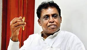 அரசியலமைப்பு விடயத்தில் தமிழ் கட்சிகள் ஒன்றிணைய வேண்டும்!