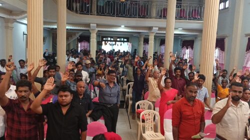 “மலையக தமிழ் மக்களே, வெல்லும் வரை போராடுவோம்” : ஹட்டனில் மக்கள் மாநாடு