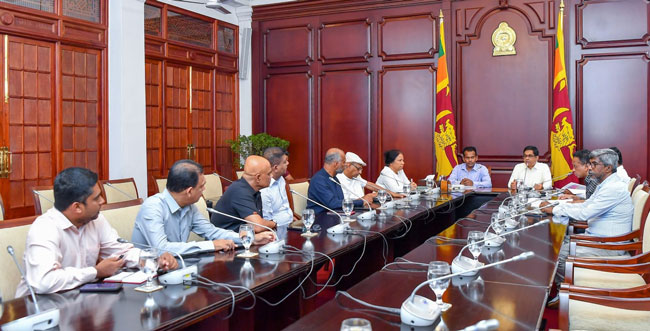 மத்திய கிழக்கு நெருக்கடி: சுற்றுலாப் பயணிகள் ,புலம்பெயர் தொழிலாளர்களின் பாதுகாப்பை உறுதி செய்ய அரசாங்கம் சிறப்பு வேலைத்திட்டம்