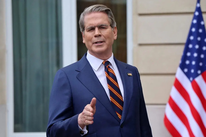 ஈரான் எண்ணெய் ஏற்றுமதிக்கான அமெரிக்க தடைகள் நீக்கம்