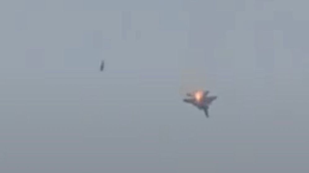 விபத்துக்குள்ளான அமெரிக்க போர் விமானங்கள்!