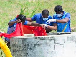 மட்டக்களப்பு கிணற்றில் பெண் மீட்கப்பட்ட விவகாரம்: காவல்துறை விசாரணை