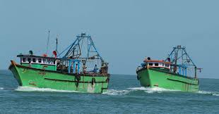 இலங்கை கடற்படையினால் இந்திய மீனவர்கள் கைது