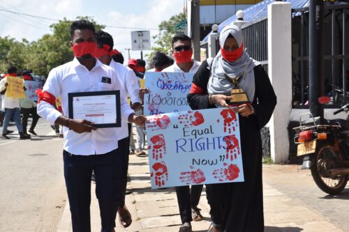 இலங்கை செஞ்சிலுவைச் சங்கத்தின் மன்னார் கிளையில் நிர்வாக சீர் கேடு: போராட்டம் முன்னெடுப்பு
