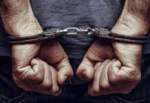 குடிவரவு மற்றும் குடியகல்வு திணைக்கள அதிகாரி ஒருவர் கைது