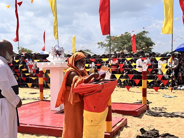 தமிழின அழிப்புக்கு காரணமான குற்றவாளிகளை குற்றவியல் நீதிமன்றின் முன் நிறுத்தவேண்டும் : முள்ளிவாய்க்கால் பிரகடனம் வெளியானது! 3 https://www.ilakku.org/wp-content/uploads/2021/08/cropped-Google_Logo.png IMG 9424 copy தமிழின அழிப்புக்கு காரணமான குற்றவாளிகளை குற்றவியல் நீதிமன்றின் முன் நிறுத்தவேண்டும் : முள்ளிவாய்க்கால் பிரகடனம் வெளியானது!