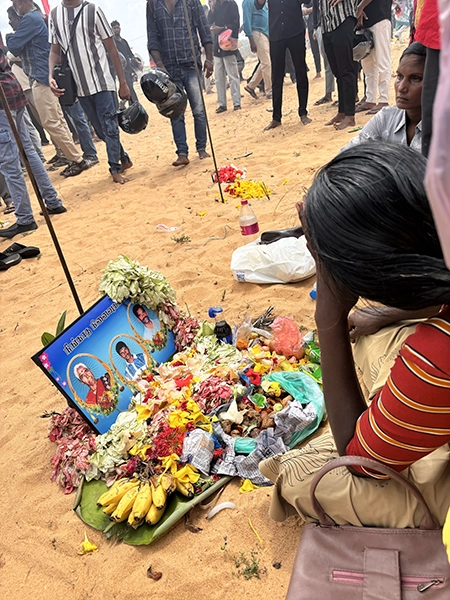 தமிழின அழிப்புக்கு காரணமான குற்றவாளிகளை குற்றவியல் நீதிமன்றின் முன் நிறுத்தவேண்டும் : முள்ளிவாய்க்கால் பிரகடனம் வெளியானது! 4 https://www.ilakku.org/wp-content/uploads/2021/08/cropped-Google_Logo.png IMG 9449 copy தமிழின அழிப்புக்கு காரணமான குற்றவாளிகளை குற்றவியல் நீதிமன்றின் முன் நிறுத்தவேண்டும் : முள்ளிவாய்க்கால் பிரகடனம் வெளியானது!