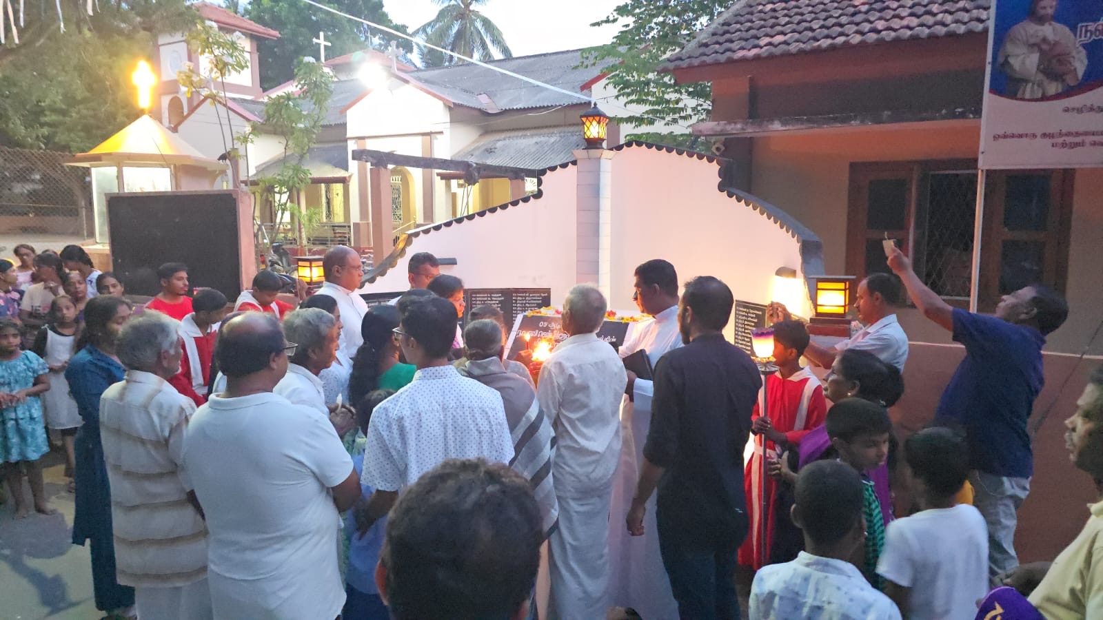 நவாலி சென். பீற்றர்ஸ் தேவாலய தாக்குதலின் 31ஆம் ஆண்டு நினைவேந்தல் அனுஷ்டிப்பு 1 https://www.ilakku.org/wp-content/uploads/2021/08/cropped-Google_Logo.png 00 2 நவாலி சென். பீற்றர்ஸ் தேவாலய தாக்குதலின் 31ஆம் ஆண்டு நினைவேந்தல் அனுஷ்டிப்பு