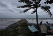 இலங்கையில் சீற்ற கால நிலை: பல இடங்களில் வெள்ளப் பாதிப்பு