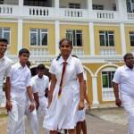 இலங்கையில் ஆண் பிள்ளைகள் கல்வியை விட்டு விலகும் போக்கு அதிகரிப்பு