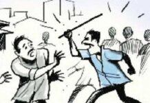 மட்டு. மாநகரசபை உறுப்பினர், அவரது சகோதரர் மீது தாக்குதல் !