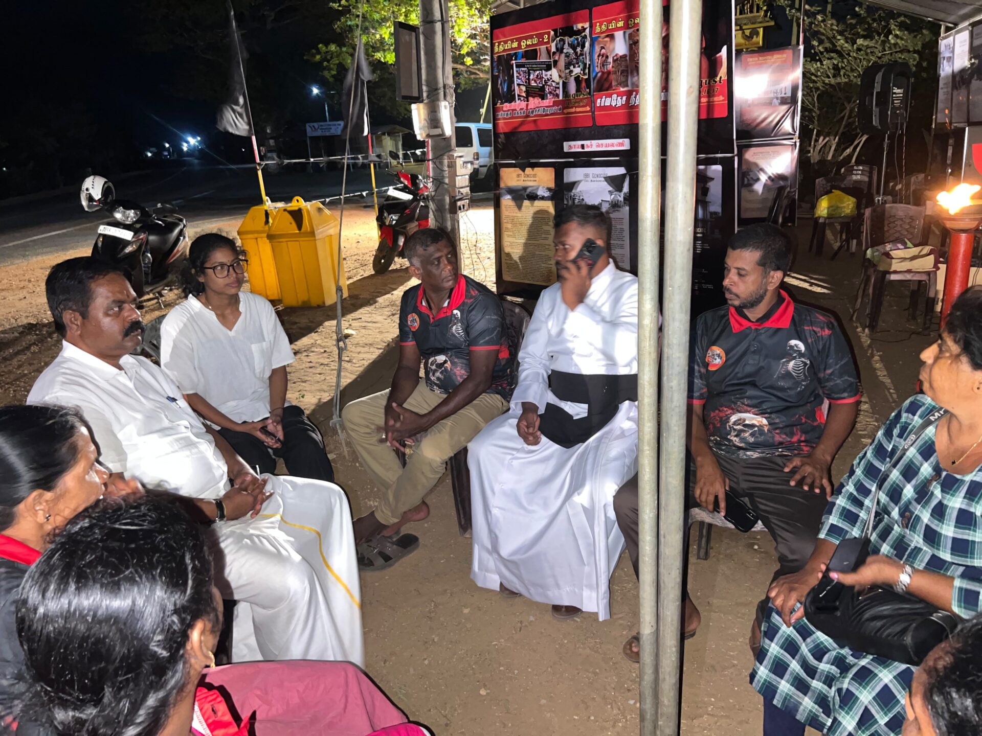 நீதியின் ஓலம் 2 போராட்டம் பெரு மக்களின் பங்கேற்புடன் இன்று ஆரம்பம்... 1 https://www.ilakku.org/wp-content/uploads/2021/08/cropped-Google_Logo.png Unknown 2 1 நீதியின் ஓலம் 2 போராட்டம் பெரு மக்களின் பங்கேற்புடன் இன்று ஆரம்பம்...