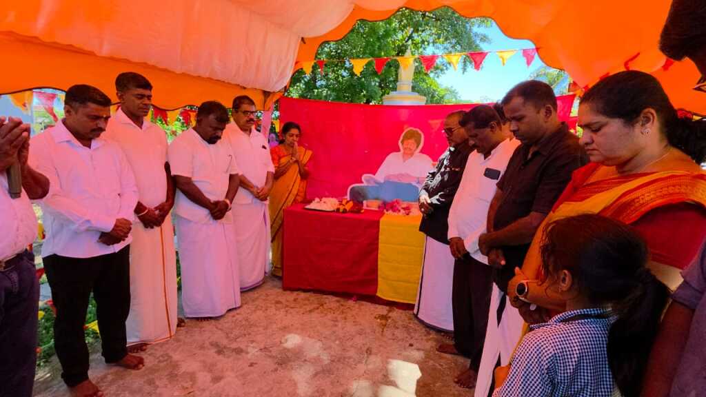 தாயகத்தில் எழுச்சியாக இடம்பெற்ற தியாக தீபம் திலீபனின் 39 ஆவது ஆண்டு நினைவேந்தல்! 2 https://www.ilakku.org/wp-content/uploads/2021/08/cropped-Google_Logo.png WhatsApp Image 2026 09 26 at 11.54.18 தாயகத்தில் எழுச்சியாக இடம்பெற்ற தியாக தீபம் திலீபனின் 39 ஆவது ஆண்டு நினைவேந்தல்!