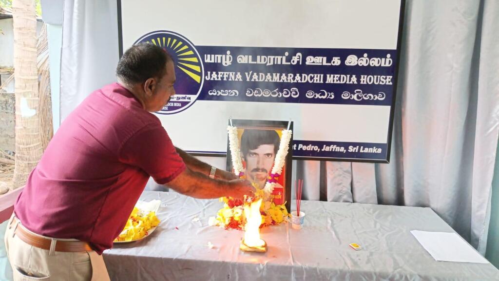 நிமலராஜனின் 26 ஆம் ஆண்டு நினைவேந்தல் பருத்தித்துறையில் அஞ்சலி 3 https://www.ilakku.org/wp-content/uploads/2021/08/cropped-Google_Logo.png WhatsApp Image 2026 10 19 at 9.13.41 PM 2 நிமலராஜனின் 26 ஆம் ஆண்டு நினைவேந்தல் பருத்தித்துறையில் அஞ்சலி